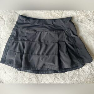 Lululemon “Pace rival mid-rise skirt” in black size 2